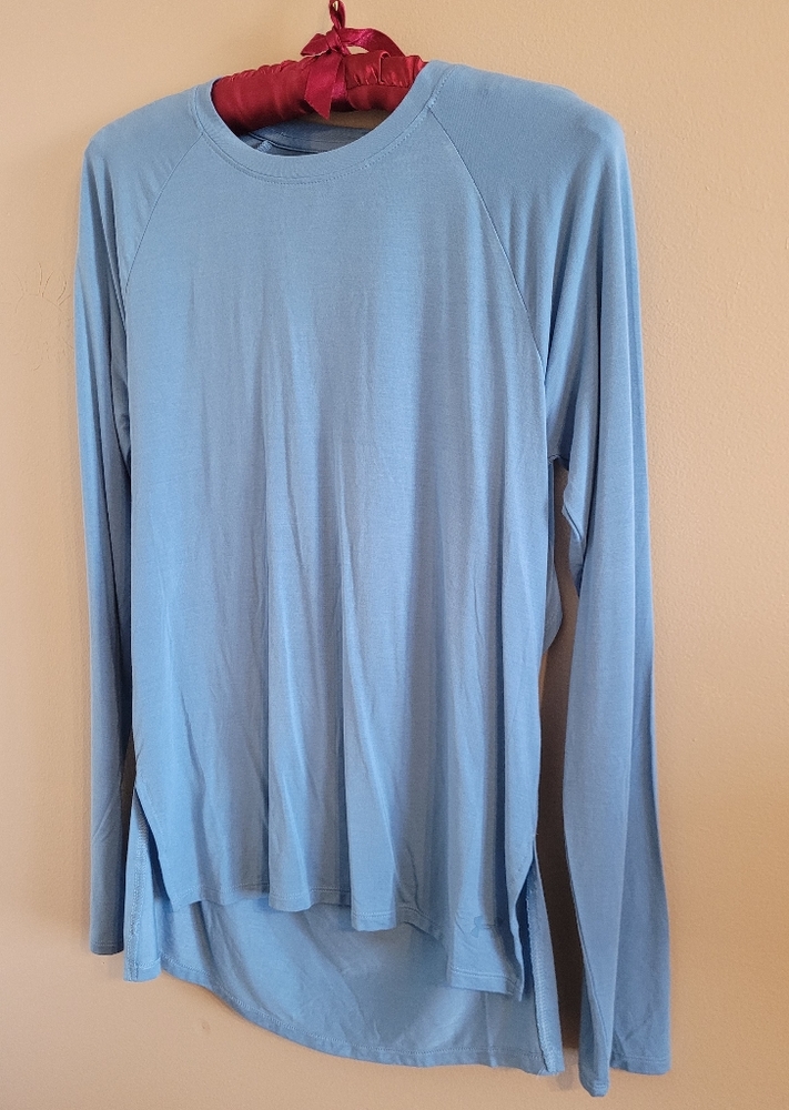 Under Armour | Women's Blue Whisperlight Open Back NEW - Picture 6 of 10
